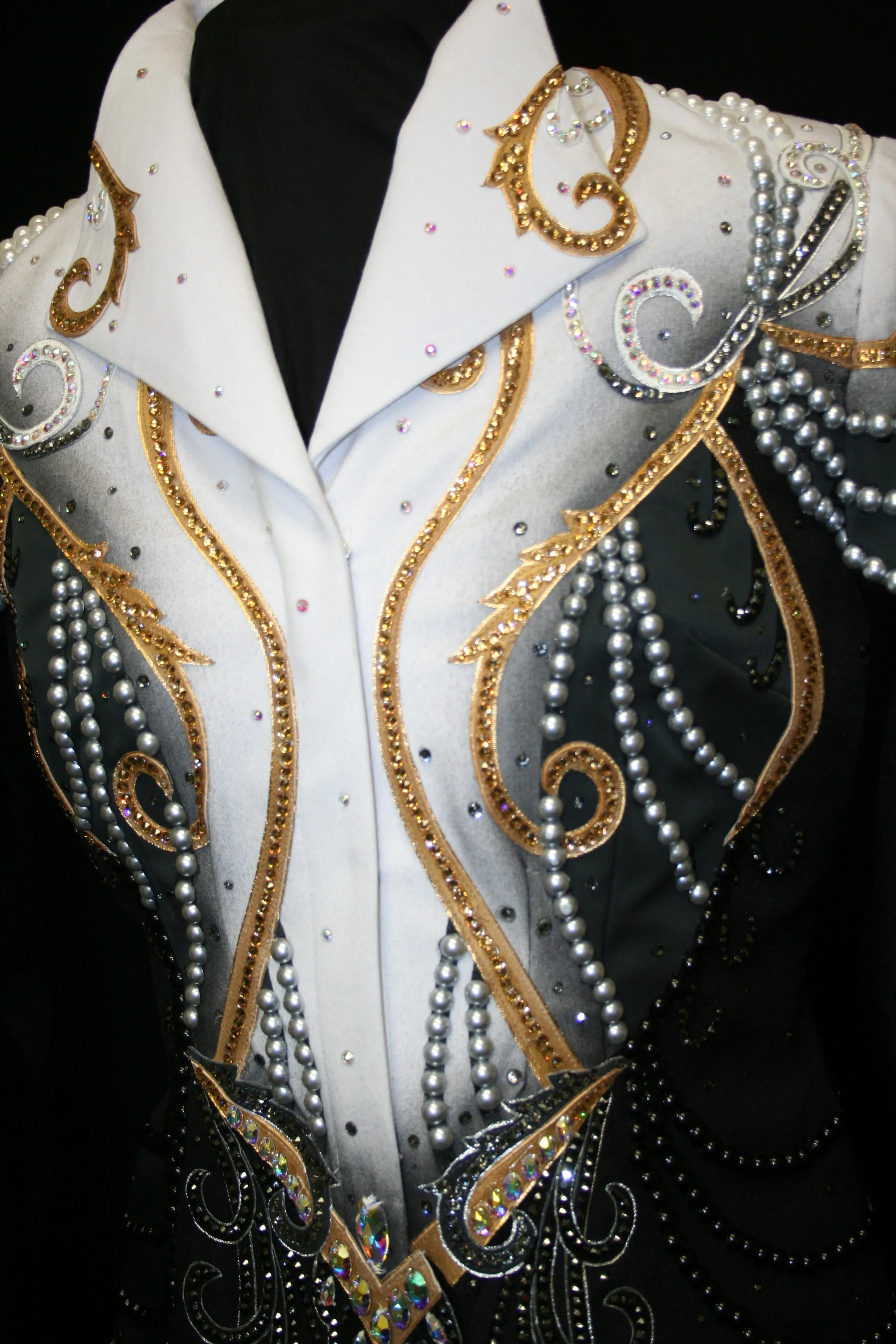 Black/White Showmanship Jacket, Ladies L, 5102B