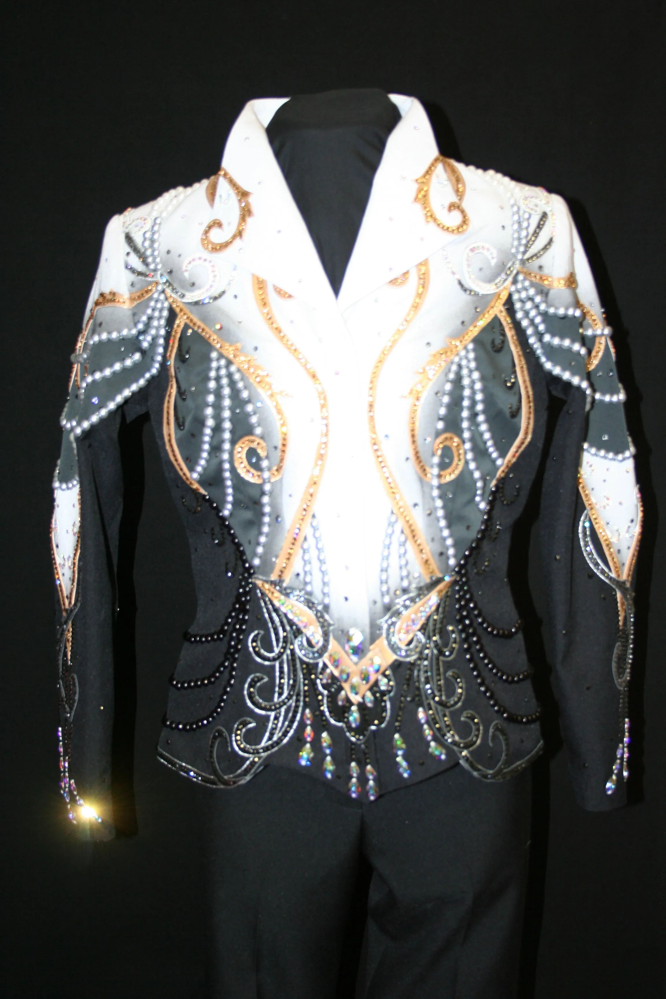 Black/White Showmanship Jacket, Ladies L, 5102B