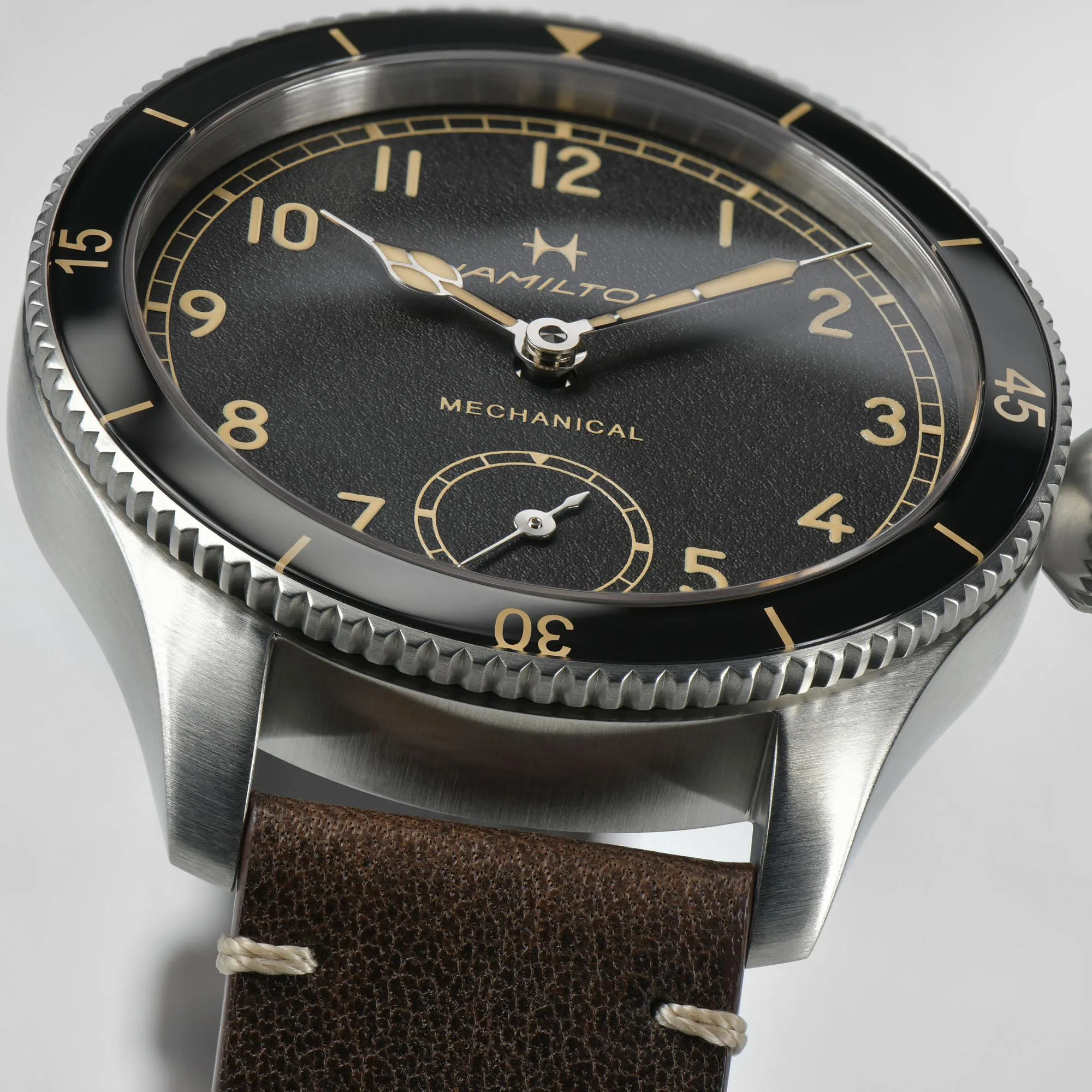 HML Watch Khaki Aviation Pilot Pioneer