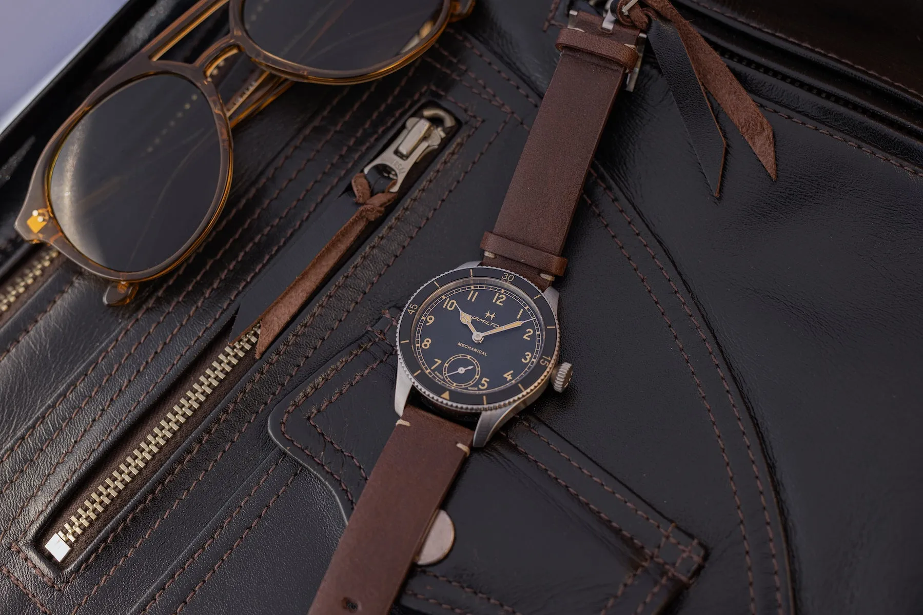 HML Watch Khaki Aviation Pilot Pioneer