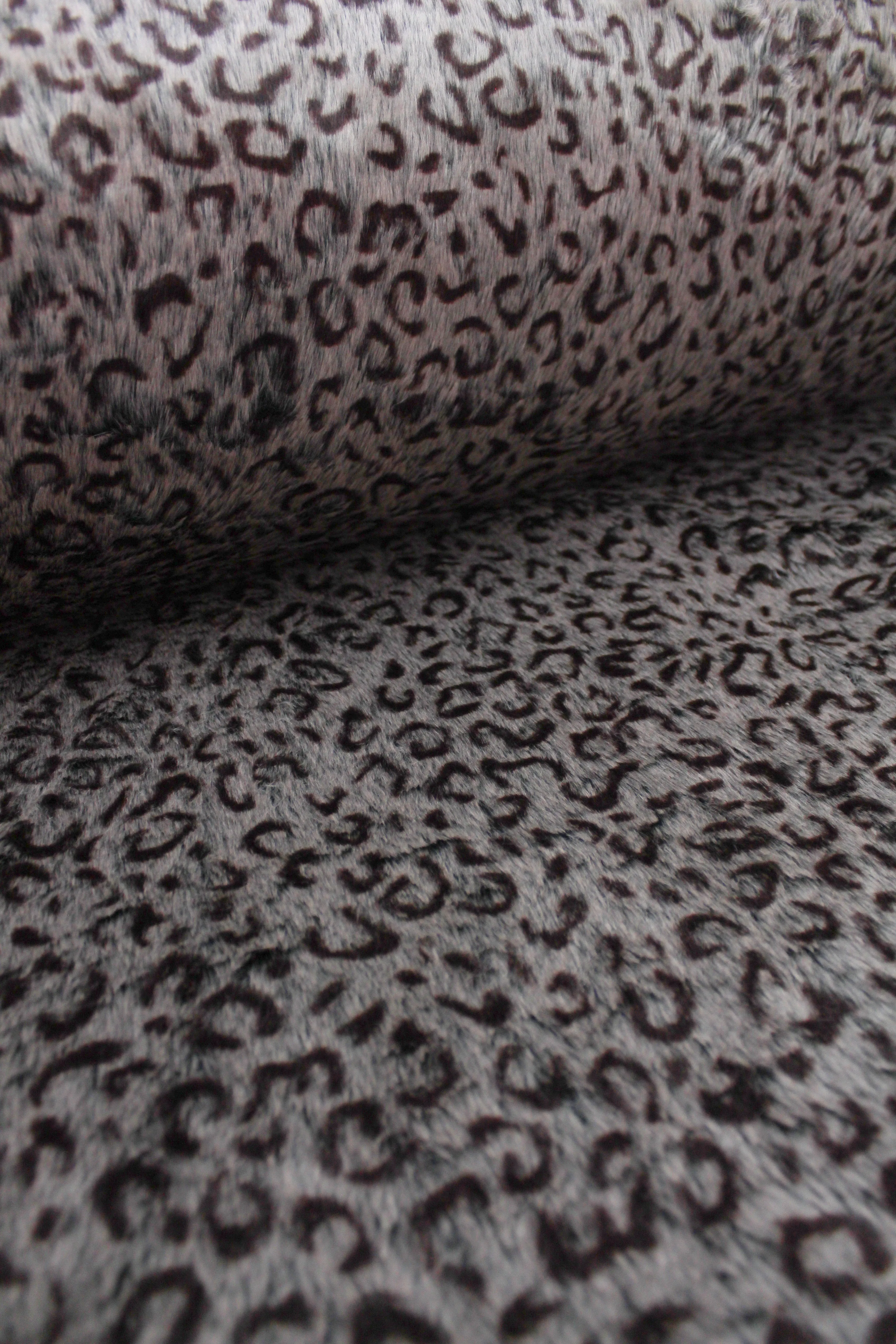 LEOPARD DESIGN ARTIFICIAL FUR FABRIC