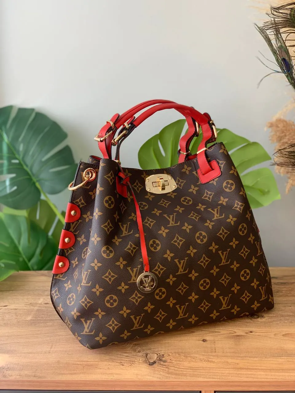 LV angora bag models