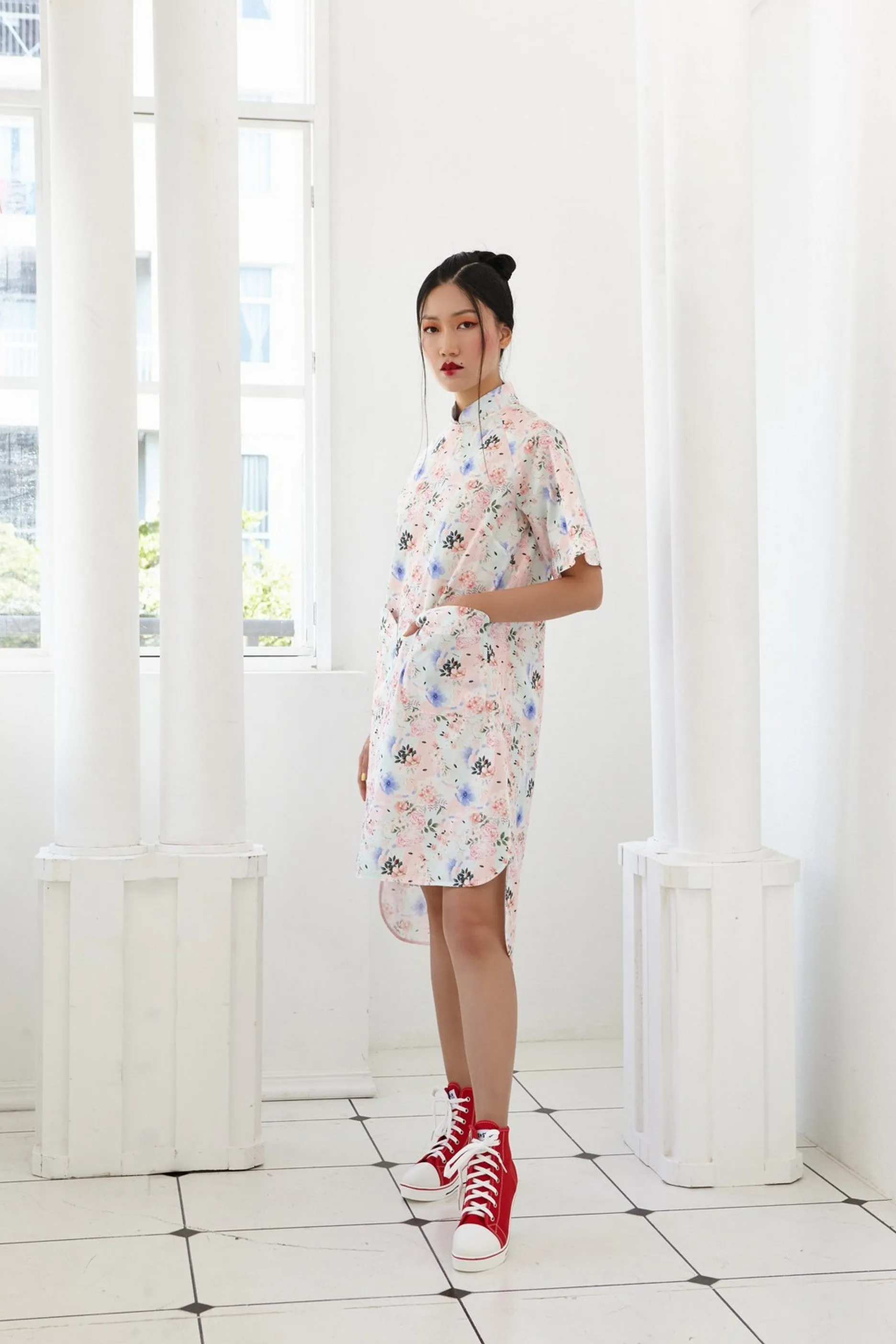 Pre-Order PASTEL PINK AND BLUE PRINTED FLORAL COTTON - A LINE DRESS WITH DETACHABLE COLLAR - MULTI