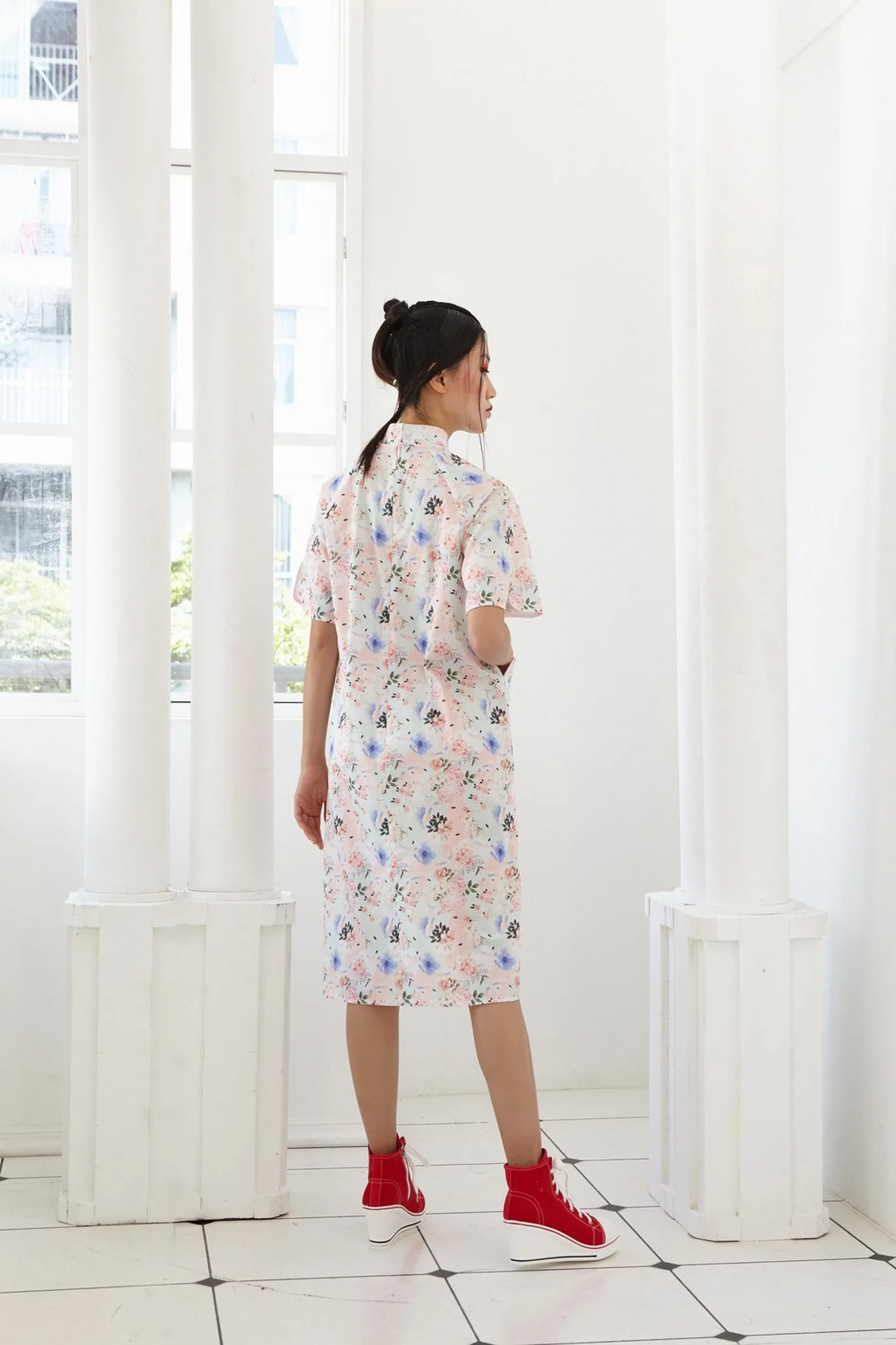 Pre-Order PASTEL PINK AND BLUE PRINTED FLORAL COTTON - A LINE DRESS WITH DETACHABLE COLLAR - MULTI